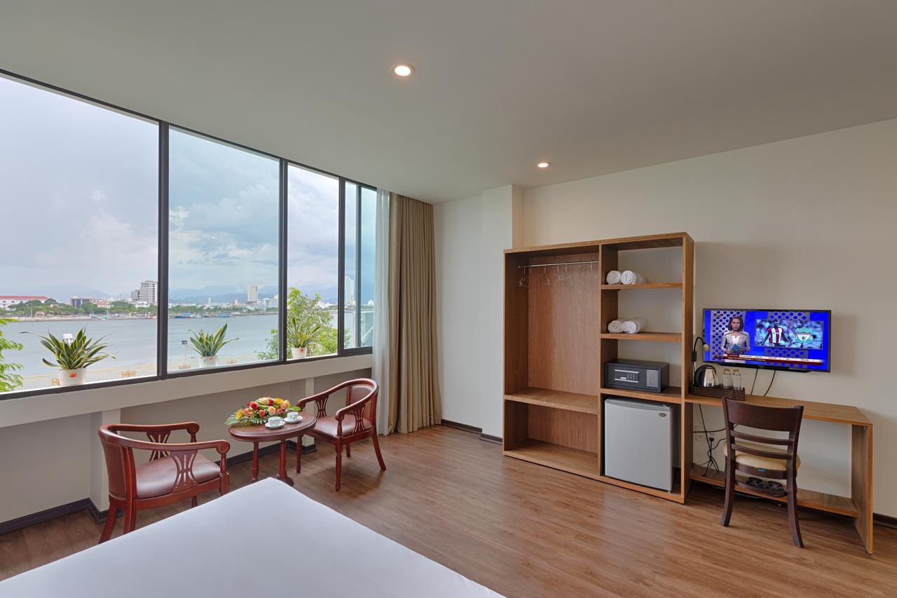 Vitalis Riverside Hotel Đà Nẵng Exterior foto